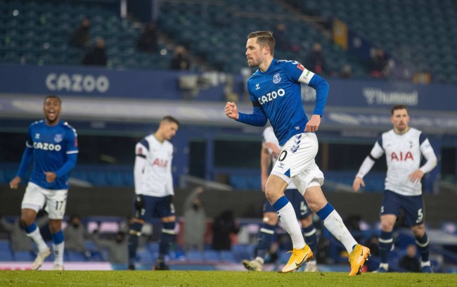 注於基礎設 注於基礎設