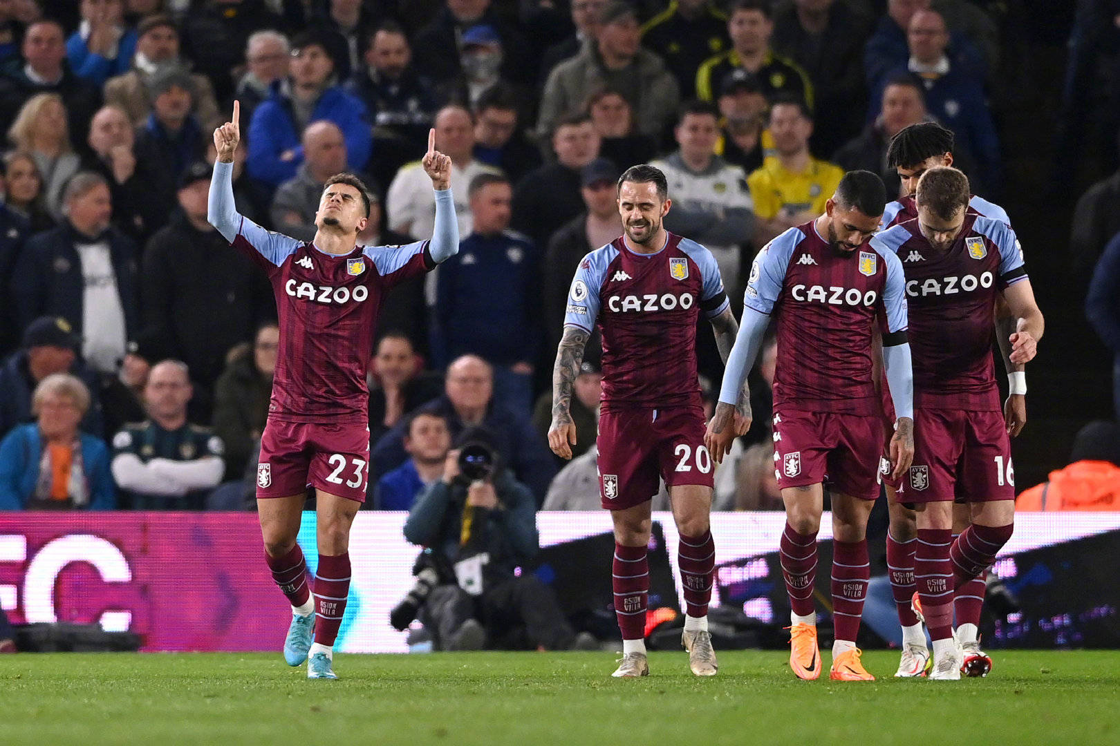 场上表现闻 场上表现闻