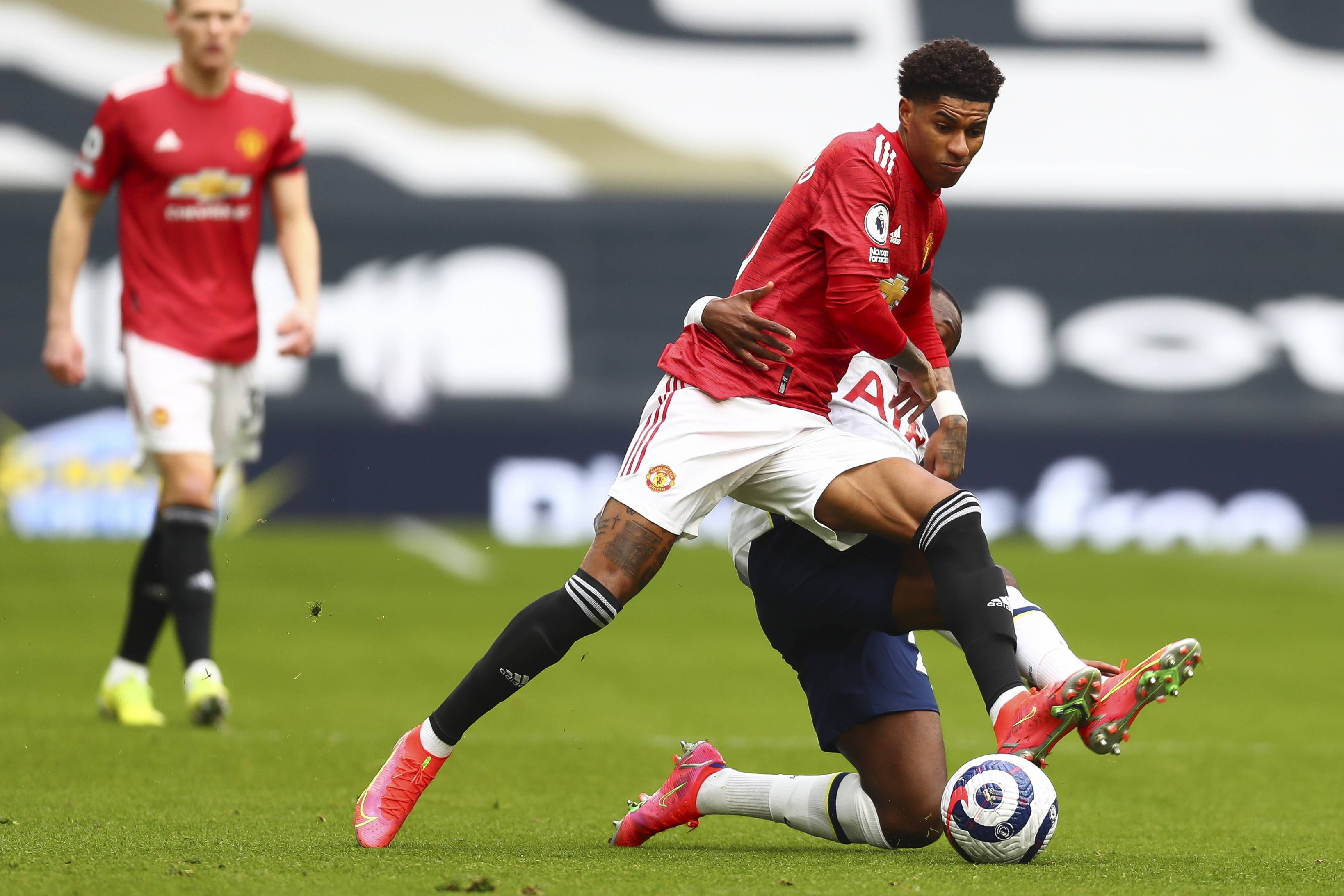 罗马诺：洛杉矶FC签下孙兴慜的交易已进入最后阶段.